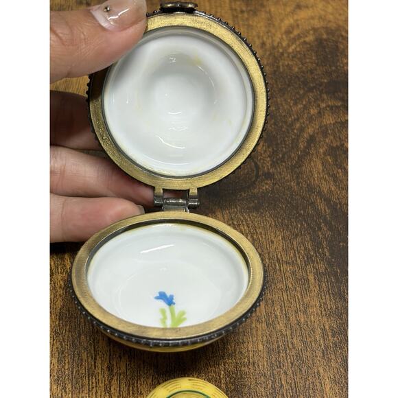 Vintage LIMOGES STYLE Yellow Hand Painted SUN HAT Trinket Box Hat W Hat Box - Picture 11 of 14